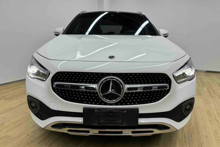 Used Mercedes-Benz GLA 2022 Second Facelift GLA 200 Exterior 1