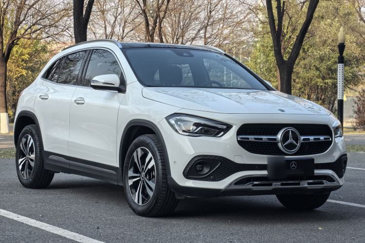 Used Mercedes-Benz GLA 2022 Facelifted GLA 200 Exterior 1