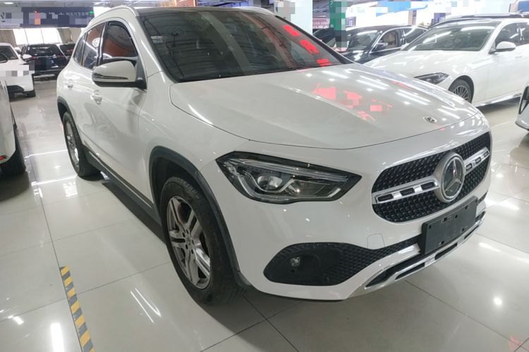Used Mercedes-Benz GLA 2022 Second Facelift GLA 200 Exterior 1