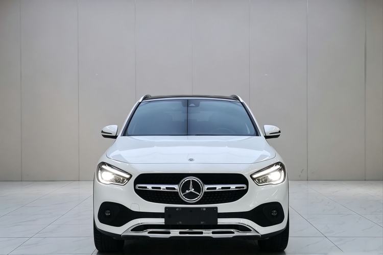 Used Mercedes-Benz GLA 2022 Facelifted GLA 200 Exterior 1