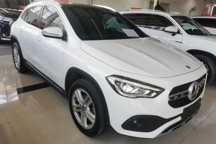 Used Mercedes-Benz GLA 2022 Second Facelift GLA 200 Exterior 1