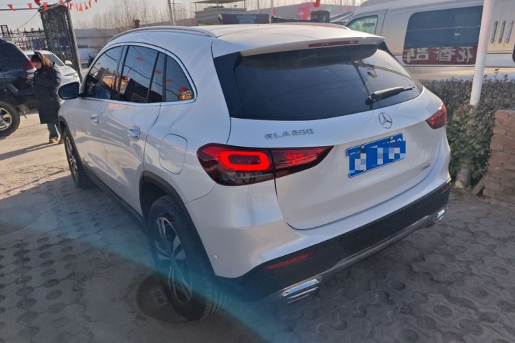 Used Mercedes-Benz GLA 2022 Facelifted GLA 200 Exterior 2
