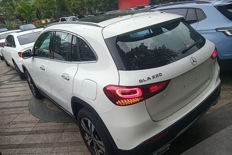 Used Mercedes-Benz GLA 2022 GLA 220 Exterior 2