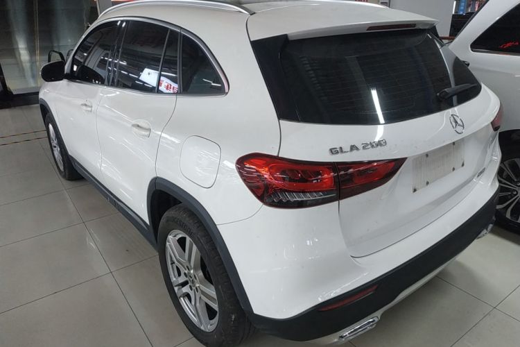 Used Mercedes-Benz GLA 2022 Second Facelift GLA 200 Exterior 2