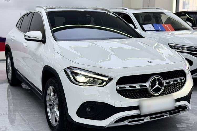 Used Mercedes-Benz GLA 2022 Second Facelift GLA 200 Exterior 2
