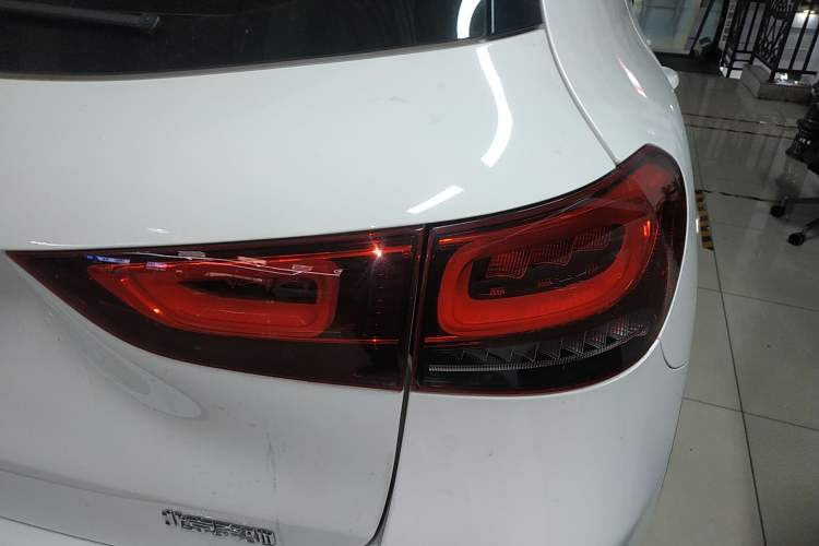Used Mercedes-Benz GLA 2022 Second Facelift GLA 200 Exterior 3