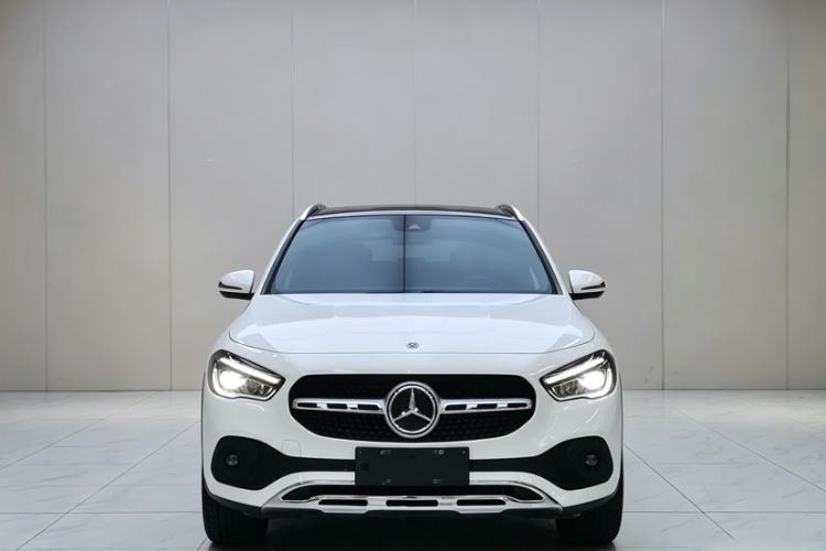 Used Mercedes-Benz GLA 2022 Facelifted GLA 200 Exterior 3
