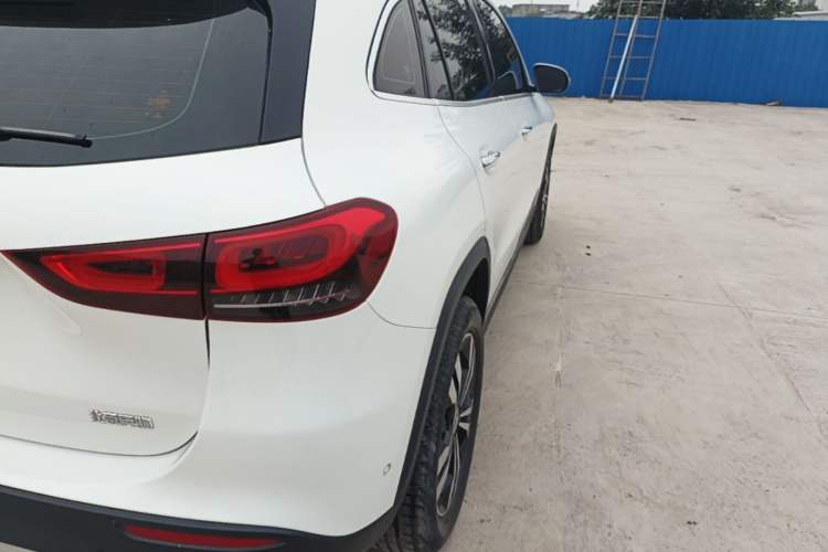 Used Mercedes-Benz GLA 2022 Facelifted GLA 200 Exterior 3