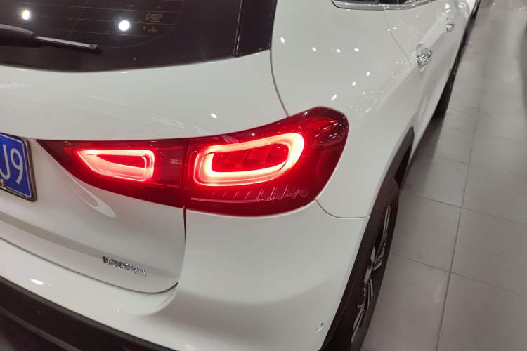 Used Mercedes-Benz GLA 2022 Facelifted GLA 200 Exterior 3