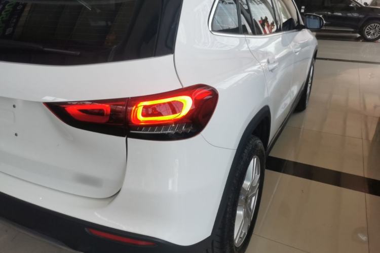 Used Mercedes-Benz GLA 2022 Second Facelift GLA 200 Exterior 3