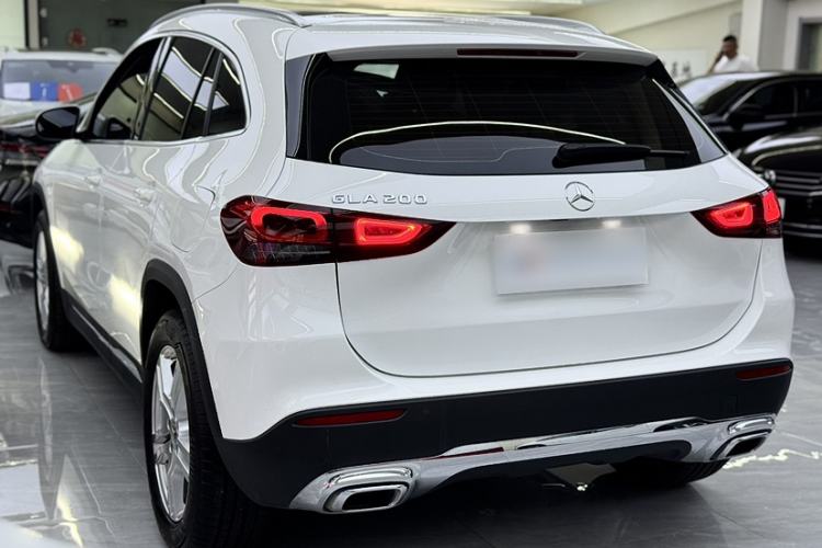 Used Mercedes-Benz GLA 2022 Second Facelift GLA 200 Exterior 3