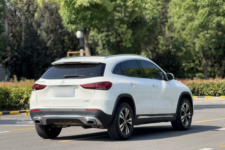Used Mercedes-Benz GLA 2022 Facelifted GLA 200 Exterior 4