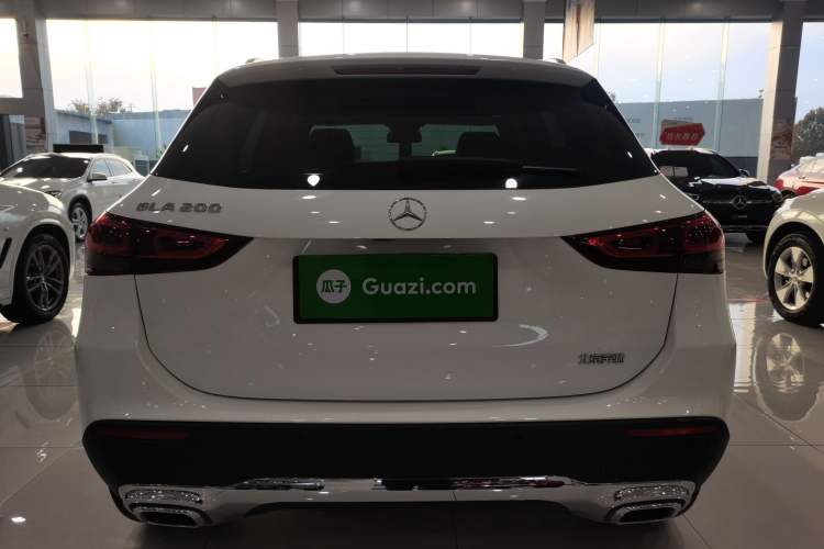 Used Mercedes-Benz GLA 2022 Facelifted GLA 200 Exterior 4