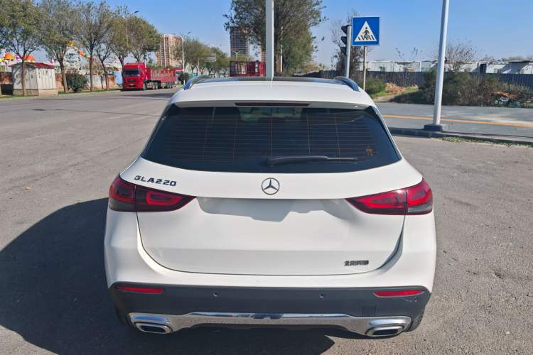Used Mercedes-Benz GLA 2022 GLA 220 Exterior 4