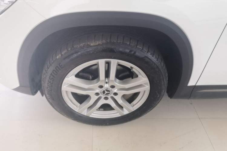 Used Mercedes-Benz GLA 2022 Second Facelift GLA 200 Exterior 4