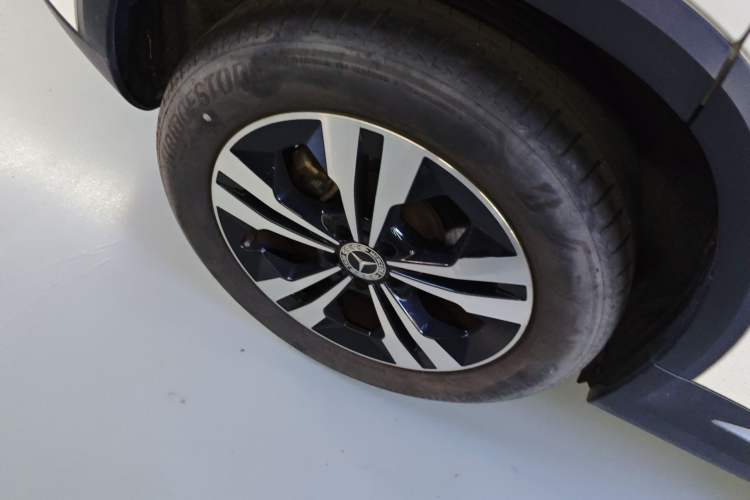 Used Mercedes-Benz GLA 2022 Second Facelift GLA 200 Exterior 5