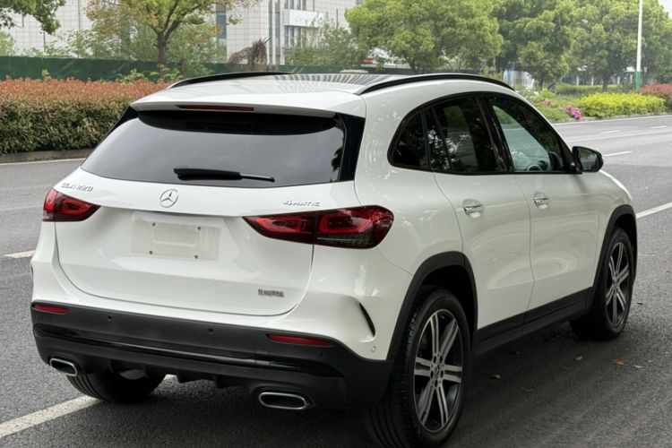 Used Mercedes-Benz GLA 2022 GLA 220 4MATIC Exterior 5