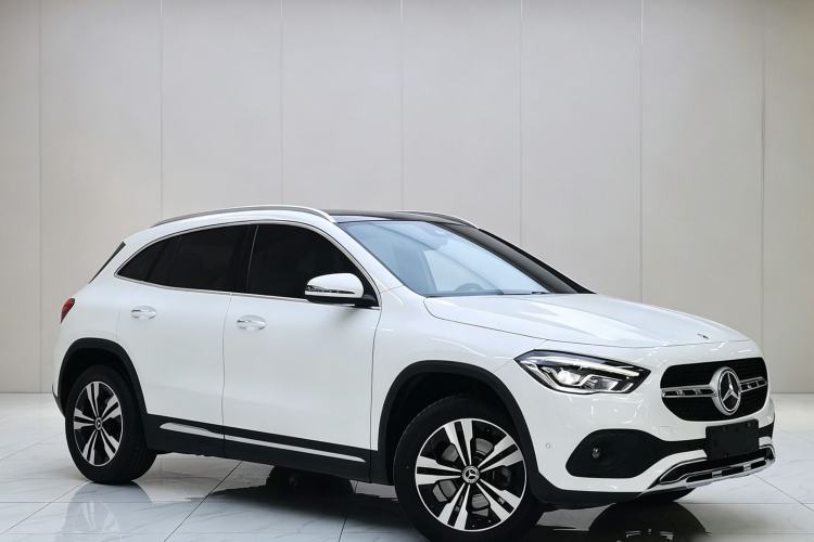 Used Mercedes-Benz GLA 2022 Facelifted GLA 200 Exterior 5