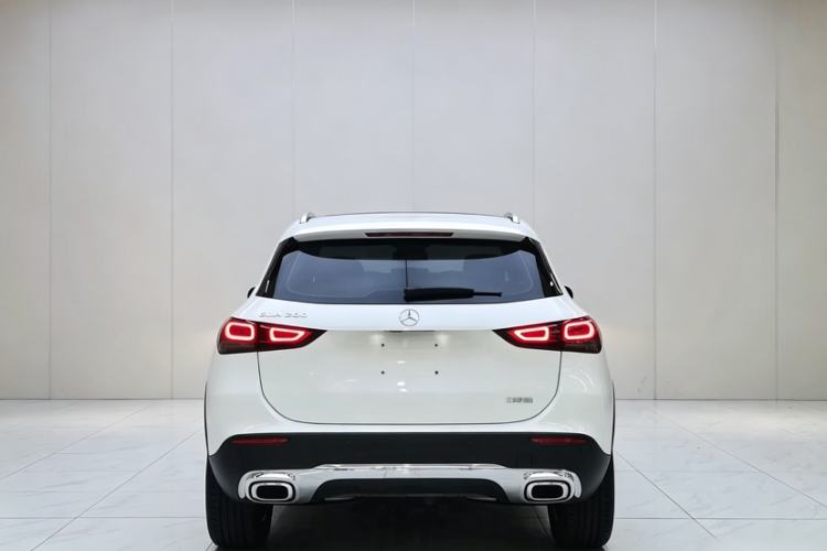 Used Mercedes-Benz GLA 2022 Facelifted GLA 200 Exterior 5