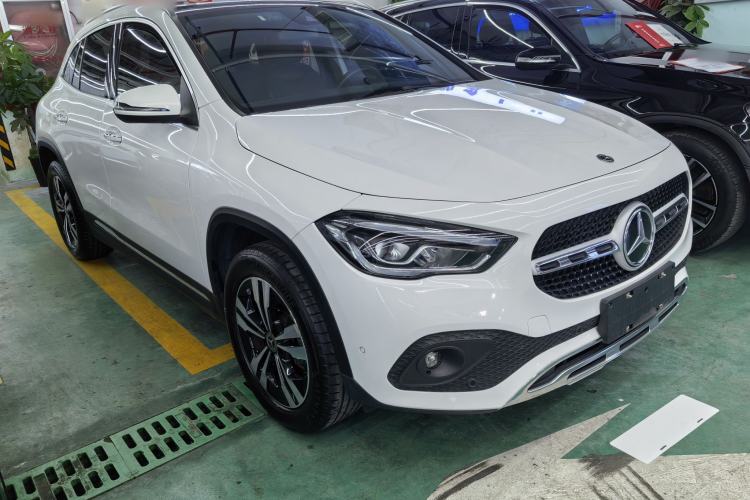 Used Mercedes-Benz GLA 2022 Facelifted GLA 200 Exterior 6