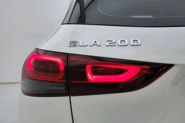 Used Mercedes-Benz GLA 2022 Facelifted GLA 200 Exterior 6