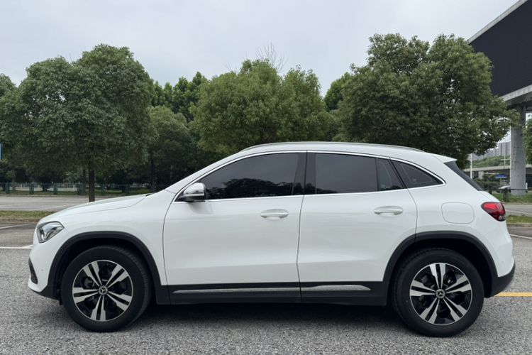 Used Mercedes-Benz GLA 2022 GLA 220 Exterior 6