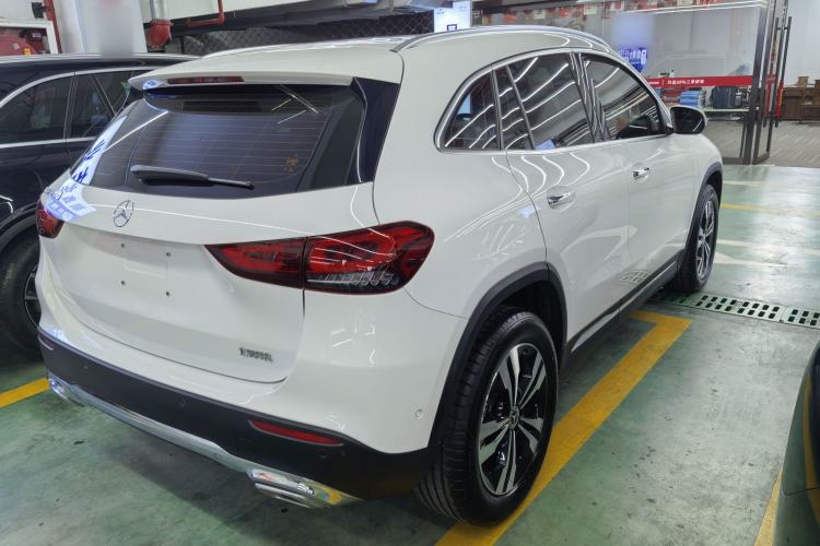 Used Mercedes-Benz GLA 2022 Facelifted GLA 200 Exterior 8
