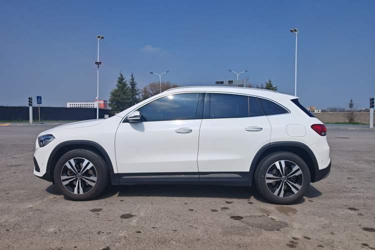 Used Mercedes-Benz GLA 2022 GLA 220 Exterior 9