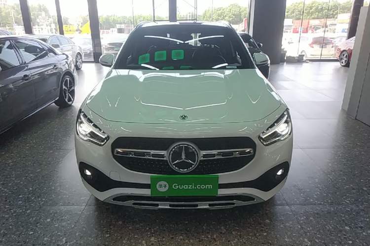 Used Mercedes-Benz GLA 2022 Facelifted GLA 200 Front