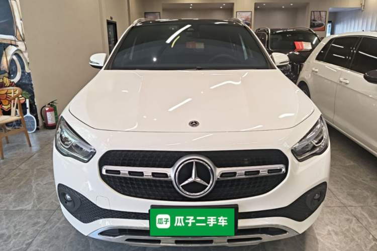 Used Mercedes-Benz GLA 2022 Facelifted GLA 200 Front