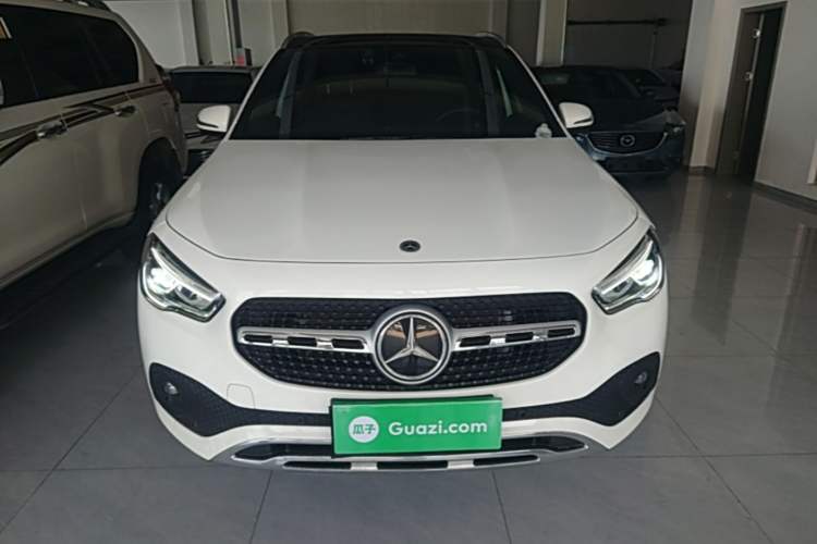 Used Mercedes-Benz GLA 2022 Facelifted GLA 200 Front
