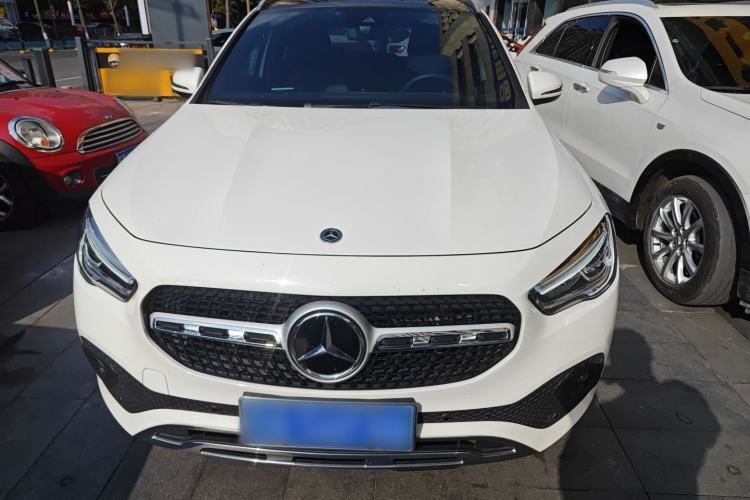 Used Mercedes-Benz GLA 2022 Facelifted GLA 200 Front