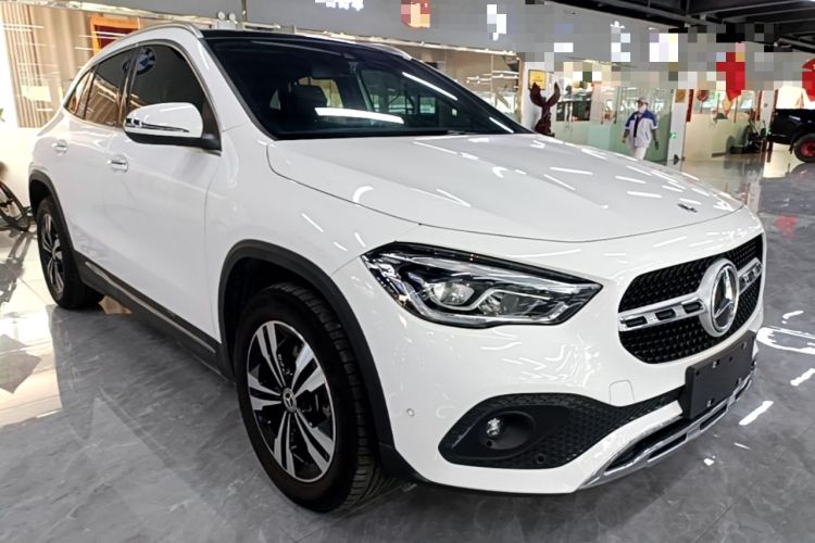 Used Mercedes-Benz GLA 2022 GLA 220 Front Right 45 Deg