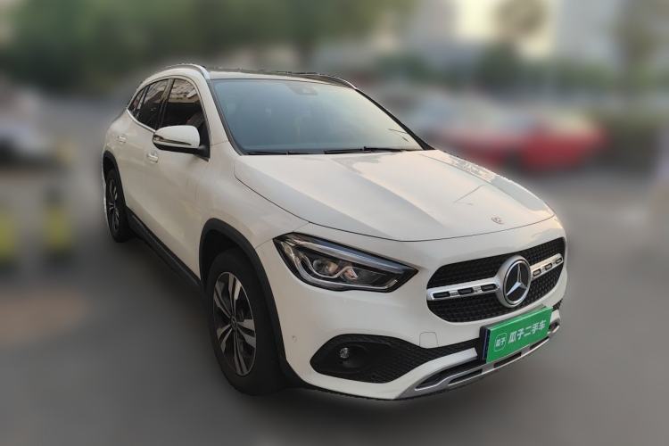 Used Mercedes-Benz GLA 2022 GLA 220 Front Right 45 Deg