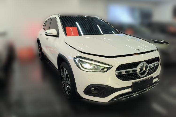 Used Mercedes-Benz GLA 2022 GLA 220 Front Right 45 Deg