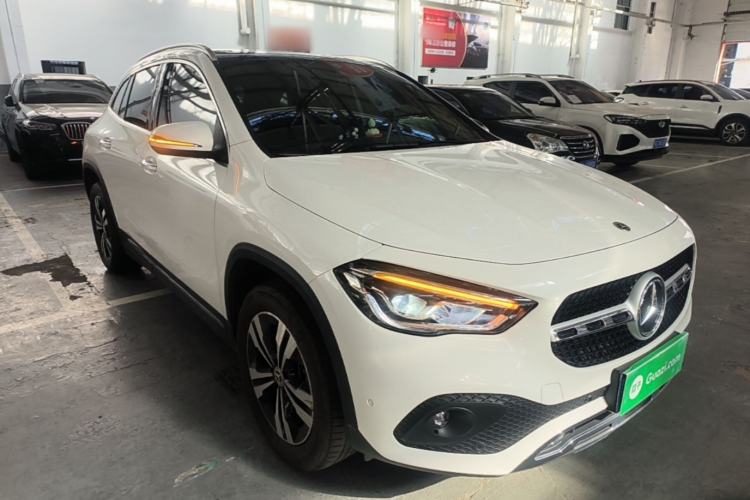 Used Mercedes-Benz GLA 2022 GLA 220 Front Right 45 Deg