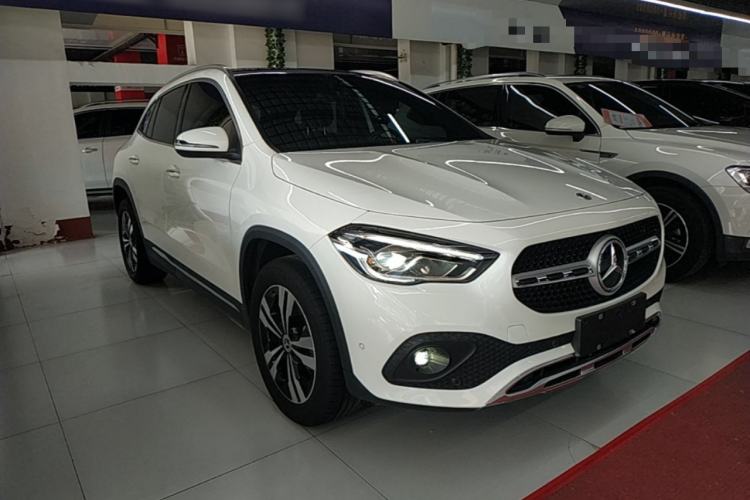 Used Mercedes-Benz GLA 2022 GLA 220 Front Right 45 Deg