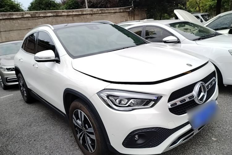 Used Mercedes-Benz GLA 2022 GLA 220 Front Right 45 Deg