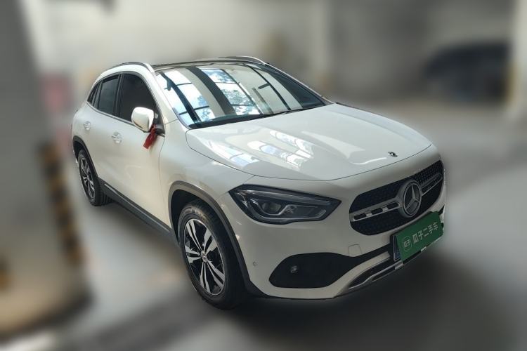 Used Mercedes-Benz GLA 2022 GLA 220 Front Right 45 Deg