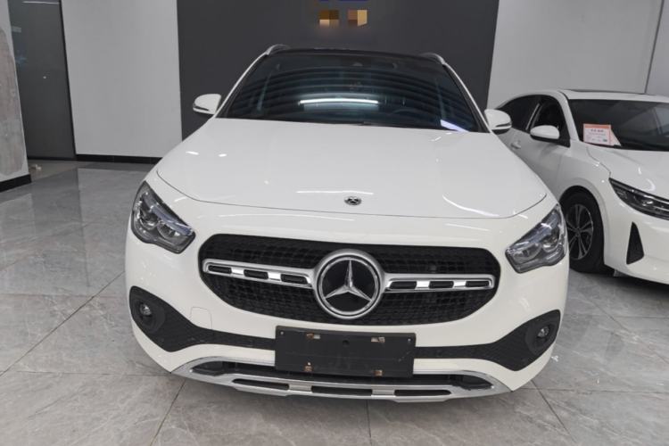 Used Mercedes-Benz GLA 2022 Facelifted GLA 200 Front