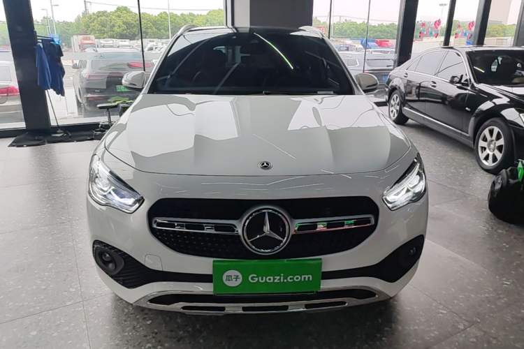 Used Mercedes-Benz GLA 2022 Facelifted GLA 200 Front