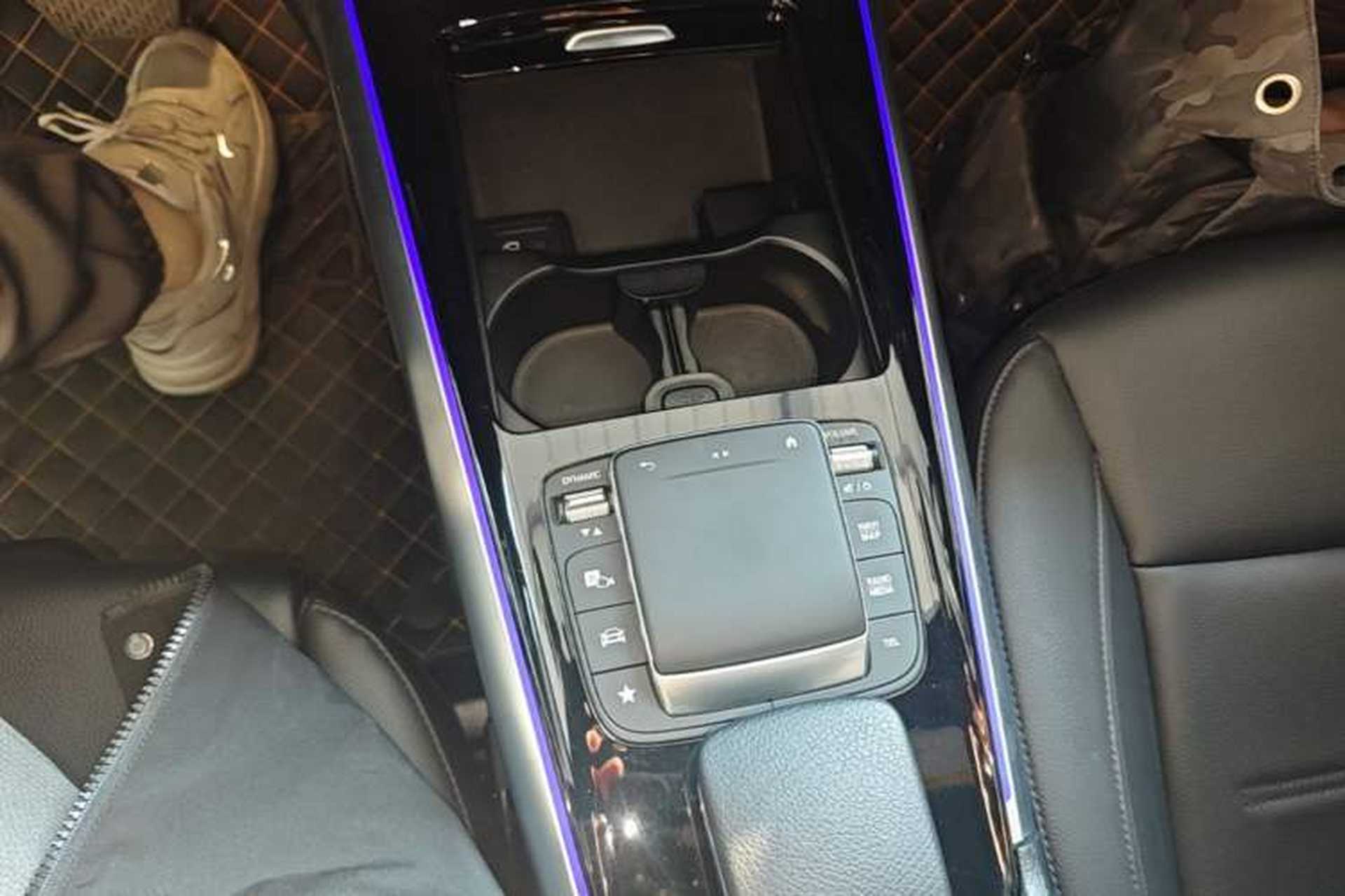 Used Mercedes-Benz GLA 2022 GLA 220 4MATIC Gear Lever