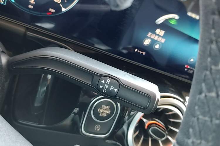 Used Mercedes-Benz GLA 2022 Facelifted GLA 200 Gear Lever