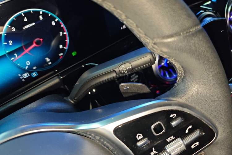 Used Mercedes-Benz GLA 2022 Second Facelift GLA 200 Gear Lever