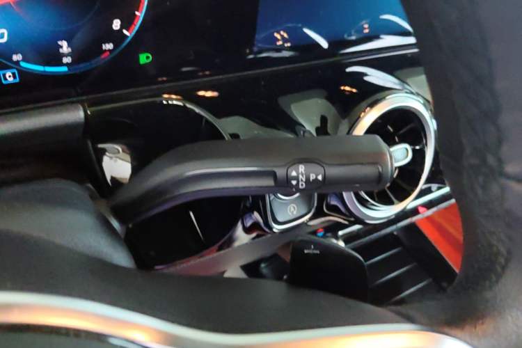 Used Mercedes-Benz GLA 2022 Second Facelift GLA 200 Gear Lever