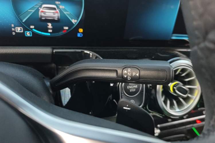 Used Mercedes-Benz GLA 2022 Facelifted GLA 200 Gear Lever