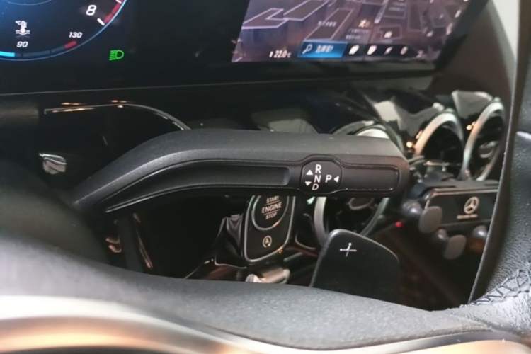 Used Mercedes-Benz GLA 2022 Second Facelift GLA 200 Gear Lever