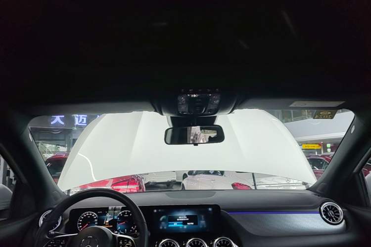 Used Mercedes-Benz GLA 2022 Facelifted GLA 200 Headliner