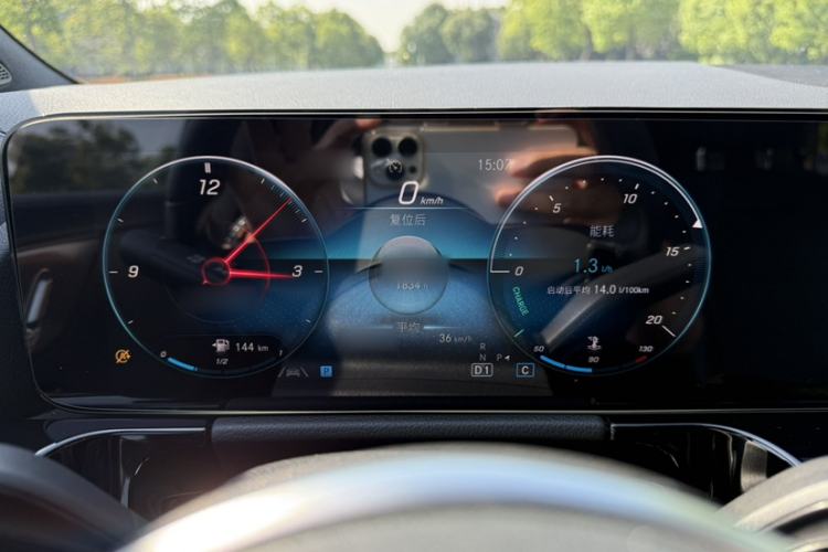 Used Mercedes-Benz GLA 2022 Facelifted GLA 200 Instrument Cluster