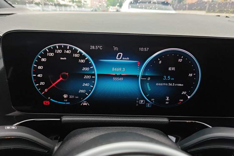 Used Mercedes-Benz GLA 2022 Facelifted GLA 200 Instrument Cluster
